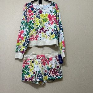 Champion sweater with shorts, set. Size L.